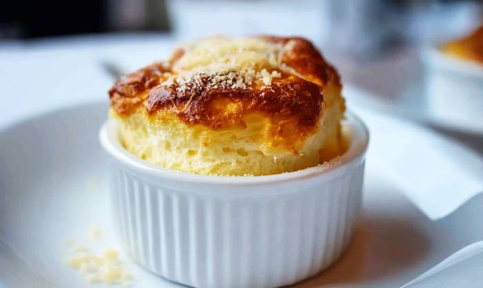 Soufflé au fromage maison : recette traditionnelle et astuces